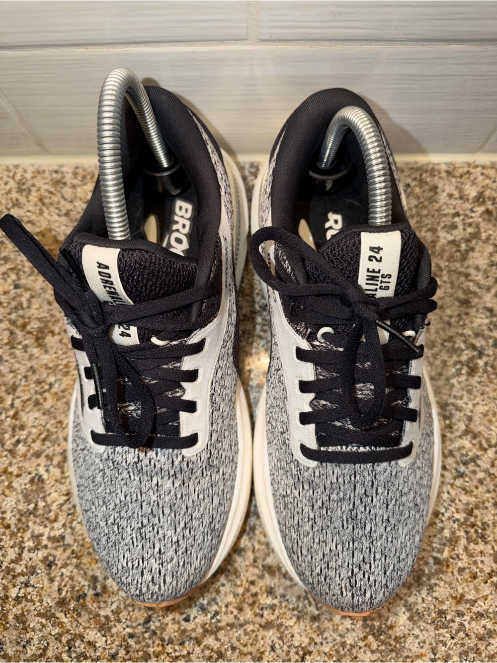 Brooks Adrenaline GTS Running Shoes - Black, Gray & White - Picture 5 of 8